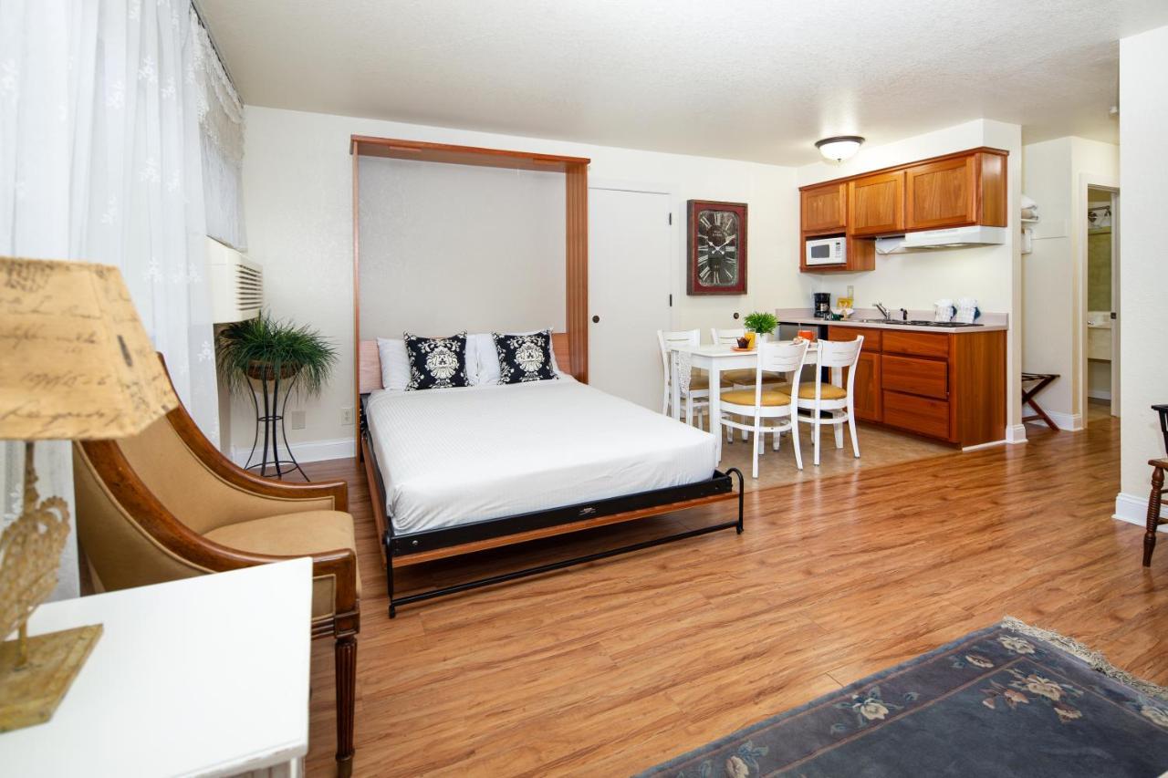 Stratford Inn Άσλαντ Εξωτερικό φωτογραφία